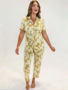 In My Sundays Lightweight Yellow Gold Bow Short Sleeve Top & Pant Pajama Set L
